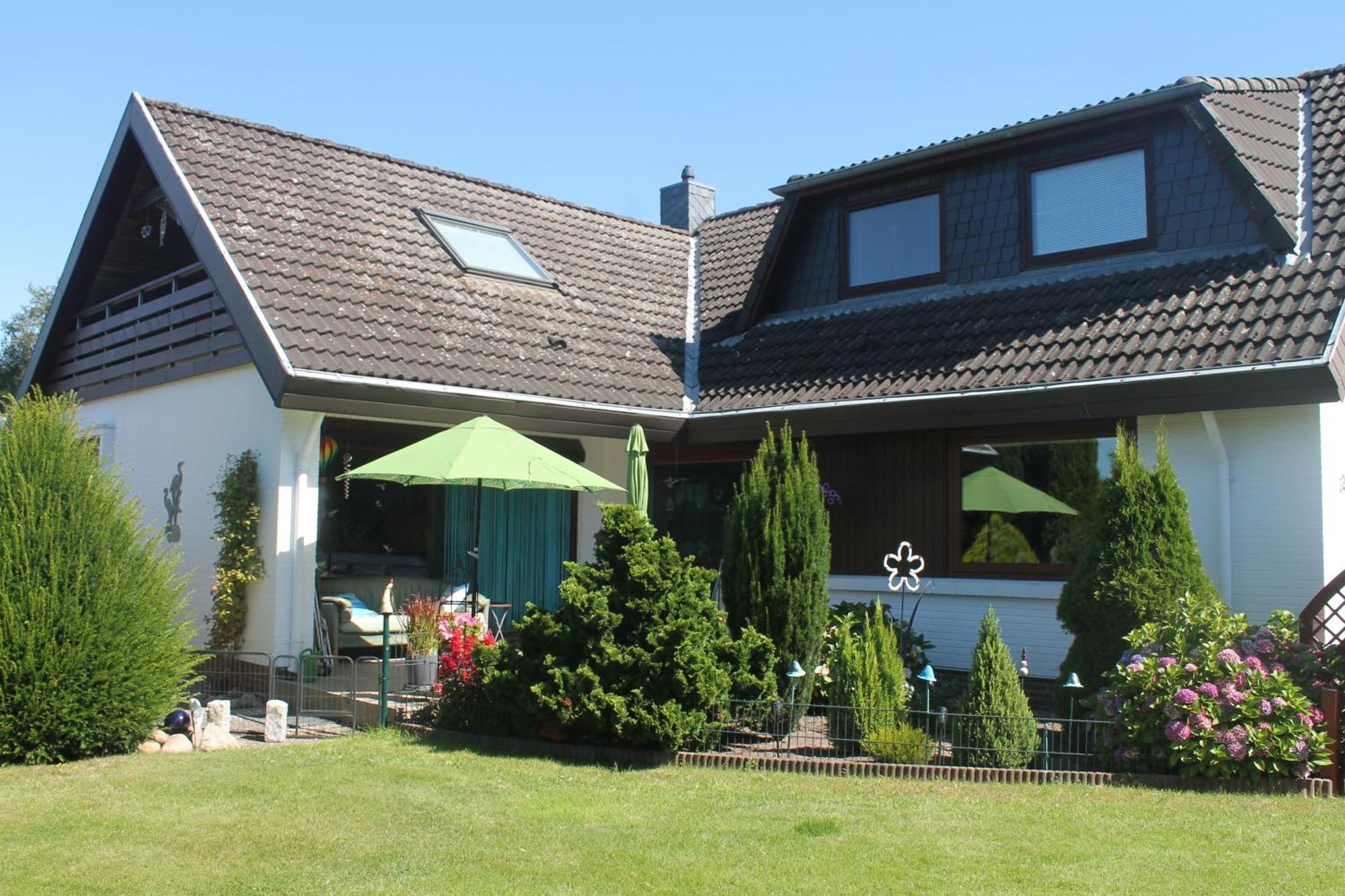 Thiessen - Ferienwohnung Mit Sonnigem Balkon Silberstedt ภายนอก รูปภาพ